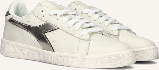 Witte DIADORA Lage sneakers GAME L LOW WAXED METAL WN Witte DIADORA Lage sneakers GAME L LOW WAXED METAL WN - large