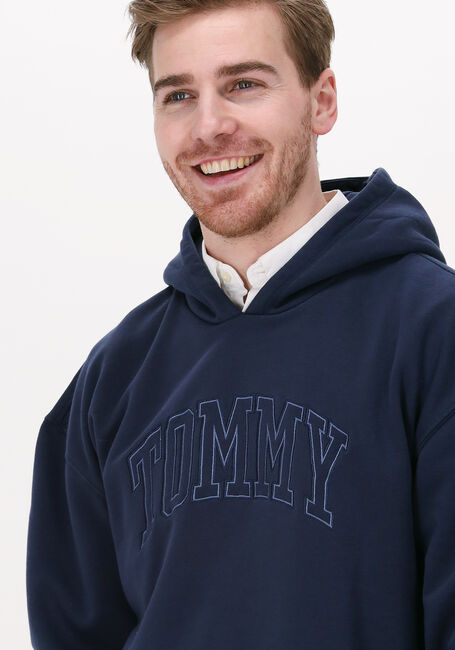 Donkerblauwe TOMMY JEANS Sweater TJM COLLEGE WASH HOODIE - large