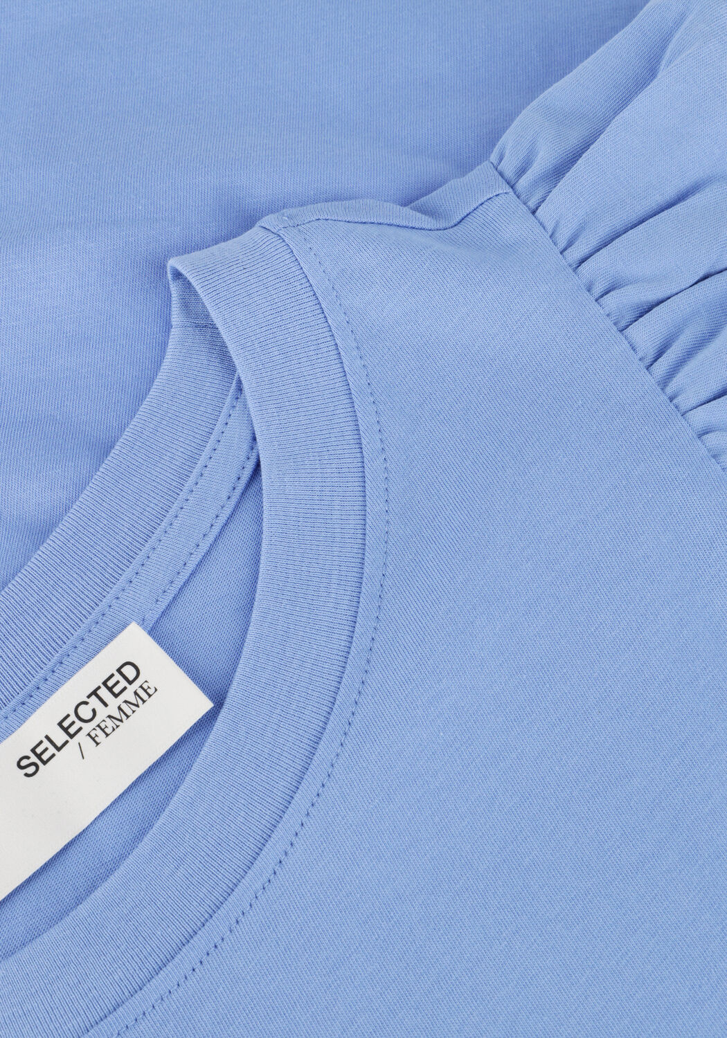 Lichtblauwe SELECTED WOMEN T-shirt SLFCAMILA SS RUFFLE TEE - large
