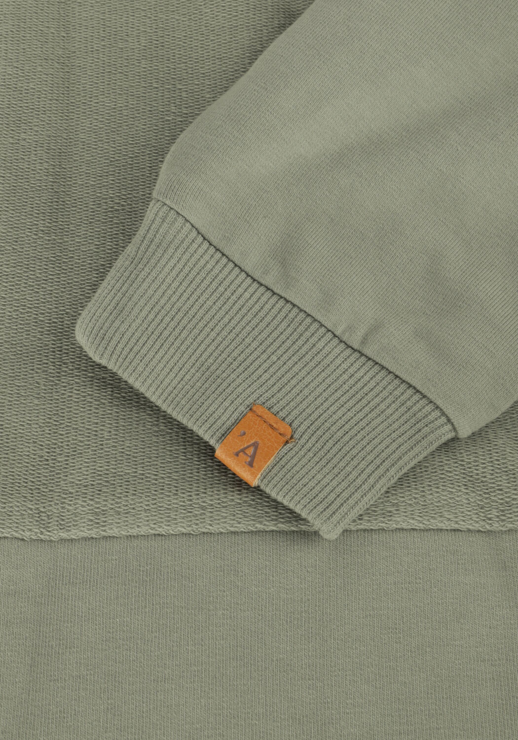 Olijf LIL' ATELIER Sweater NMMOMADS LS NREG SWEAT LIL - large