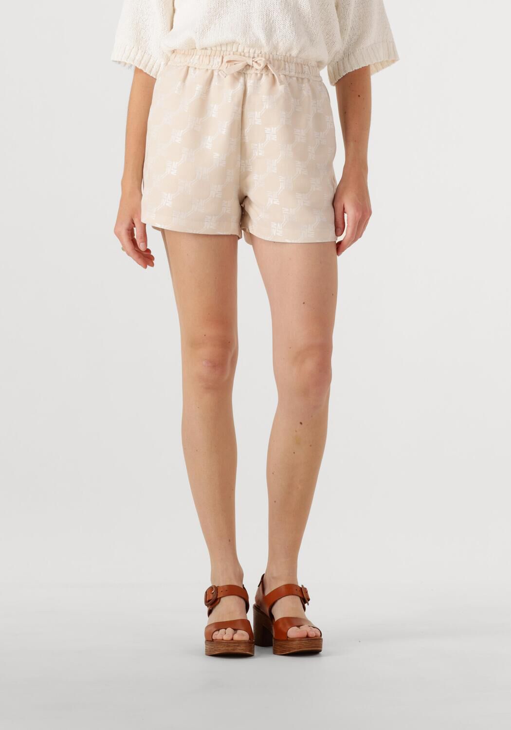 JOSH V straight regular waist casual short ecru