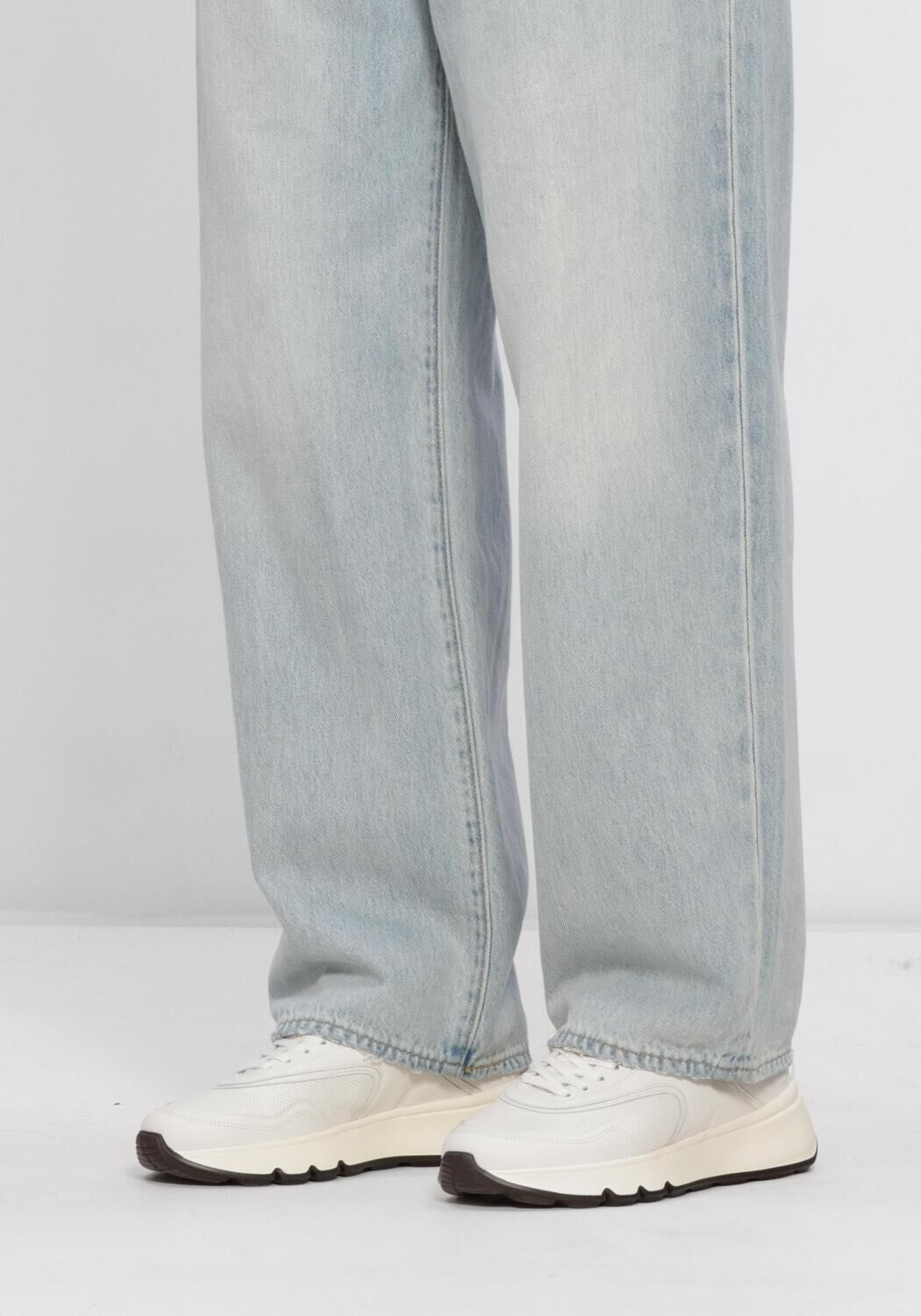 Witte NUBIKK Lage sneakers LUCA NOA - large