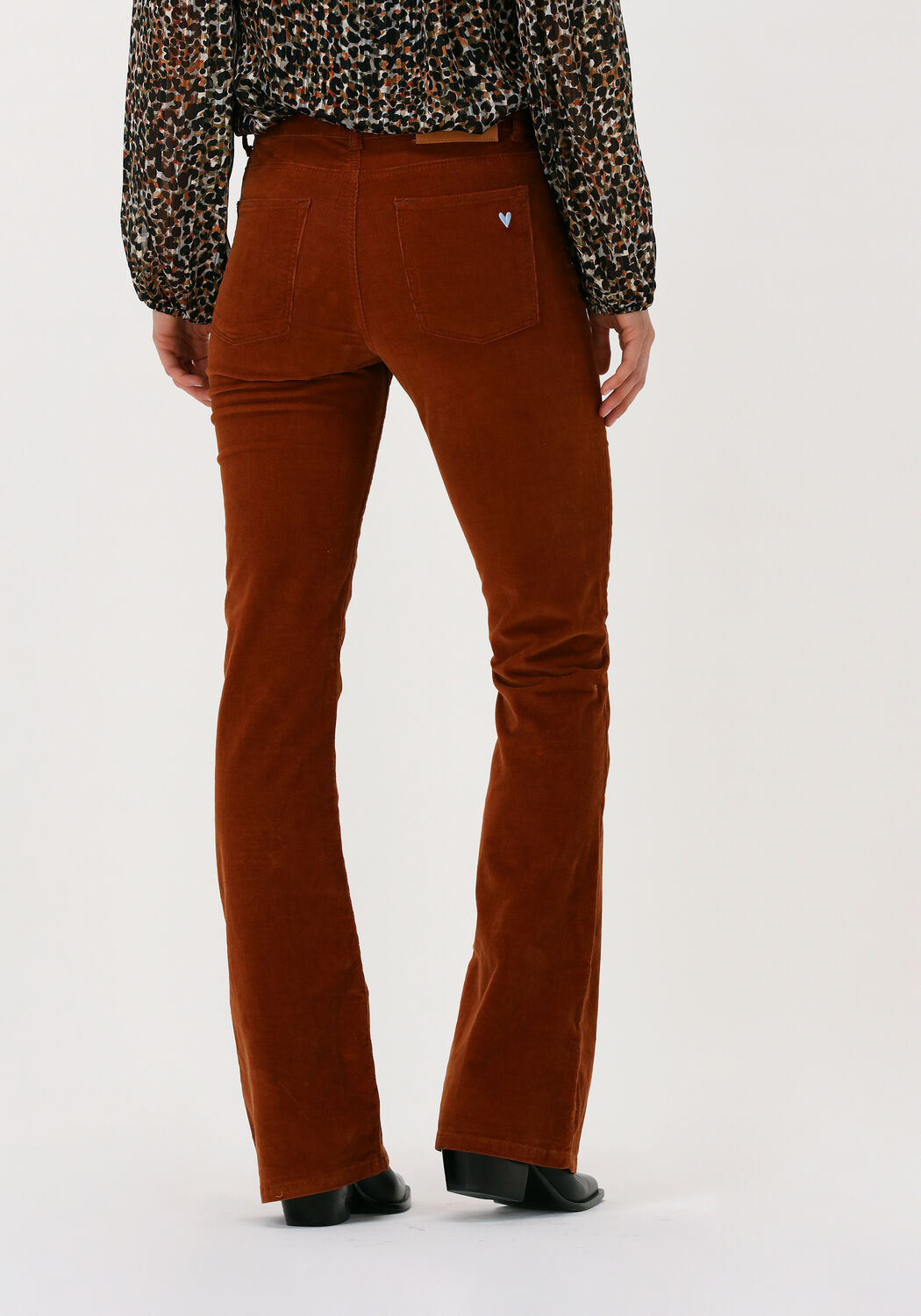 Cognac FABIENNE CHAPOT Flared broeken EVA CURDUROY FLARE TROUSERS | Omoda