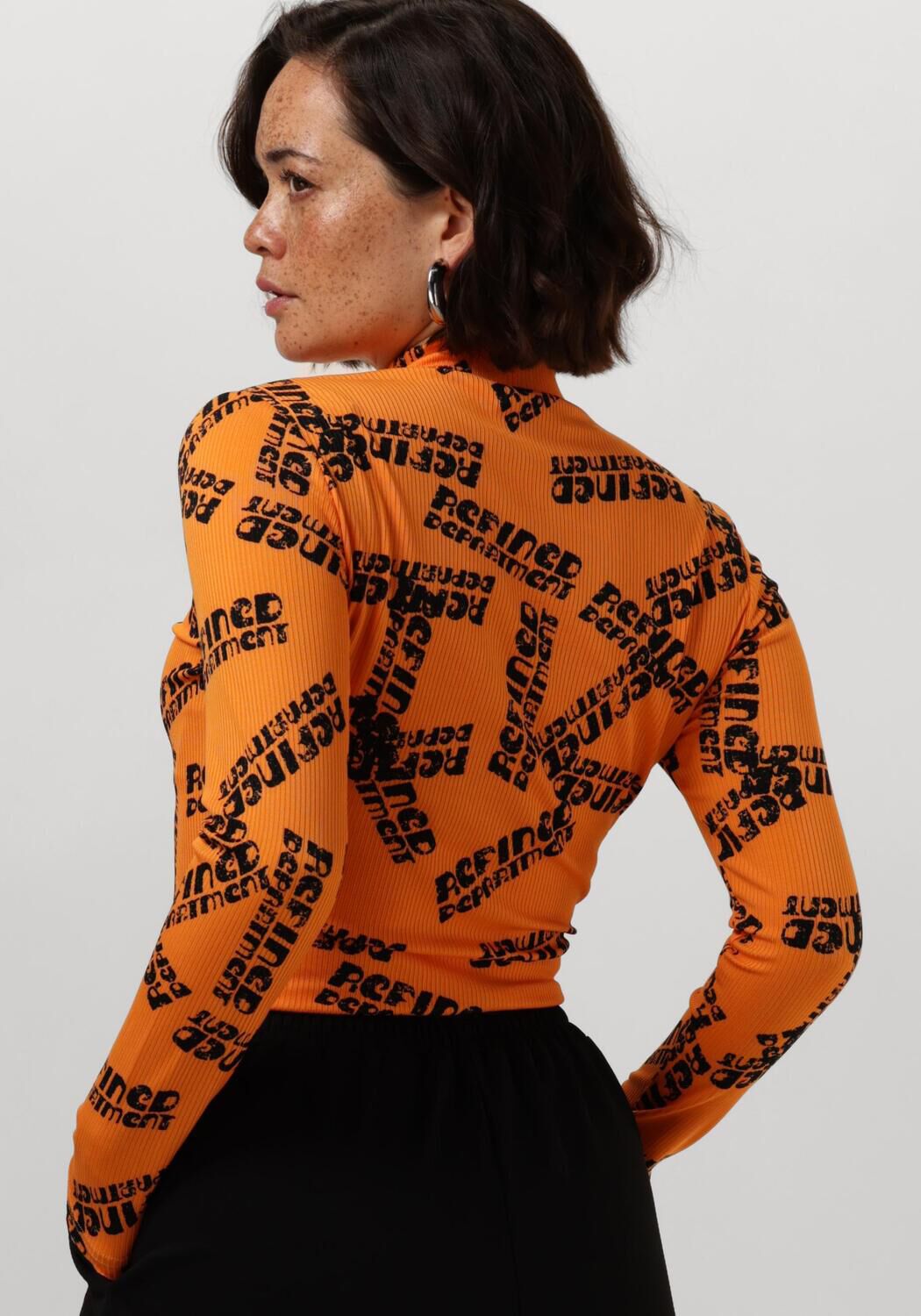 REFINED DEPARTMENT Dames Tops & T-shirts Riley Oranje