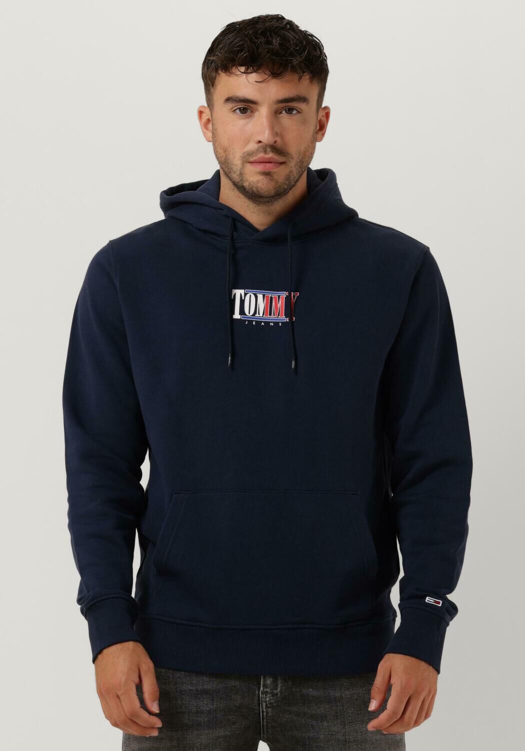 Tommy jeans shop essential graphic hoodie