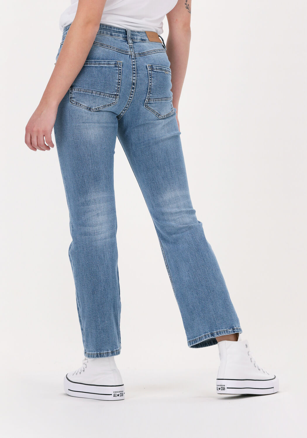 Cropped bootcut jeans deals
