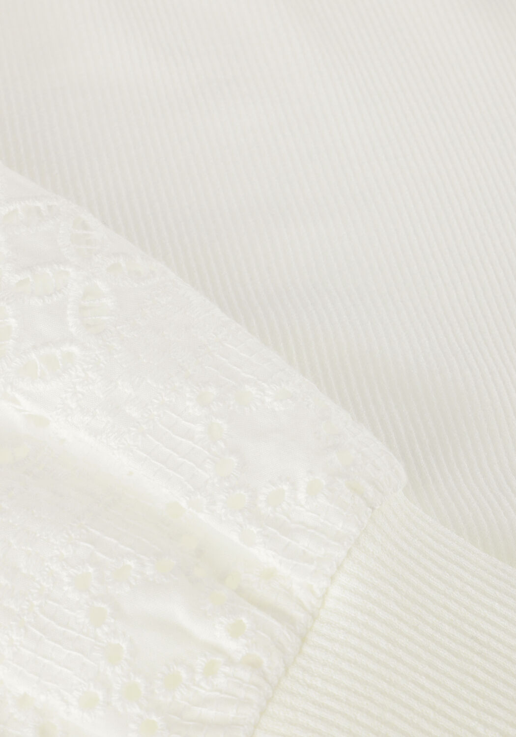 Witte NOBELL Trui KIVA GIRLS RIB TSHIRT WITH CONTRAST WOVEN SLEEVES - large