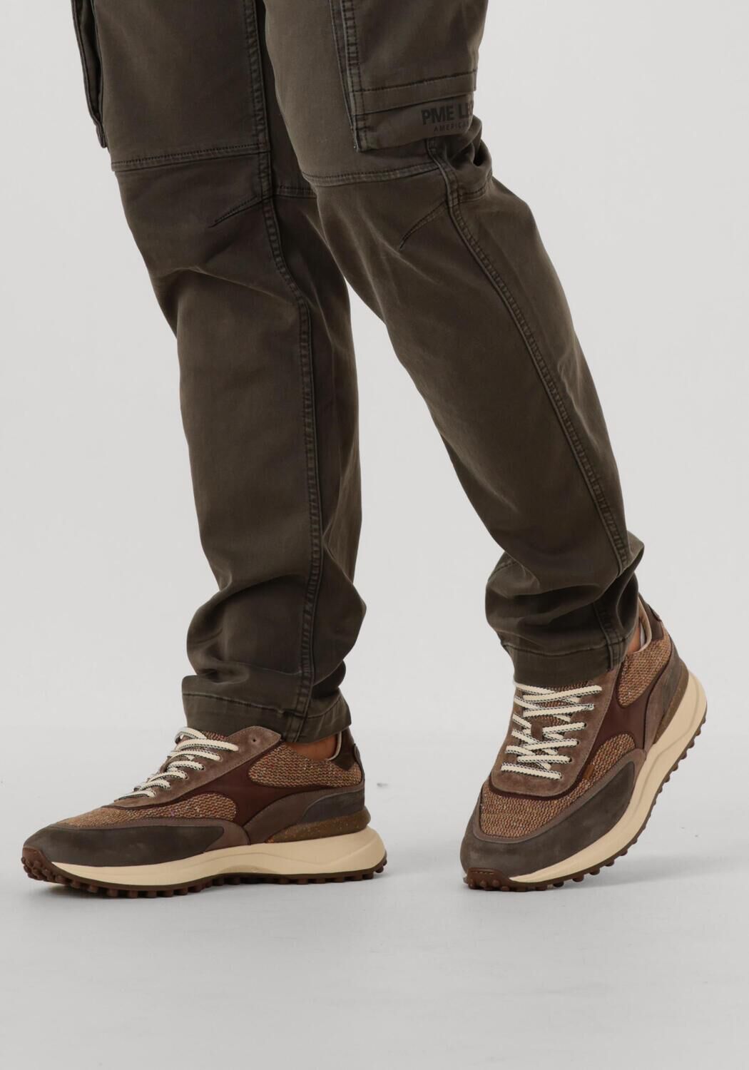 Taupe FLORIS VAN BOMMEL Lage sneakers SFM-10152 NOPPI - large