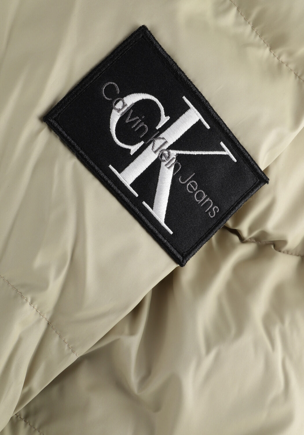 Zand CALVIN KLEIN Gewatteerde jas ESSENTIALS DOWN JACKET - large