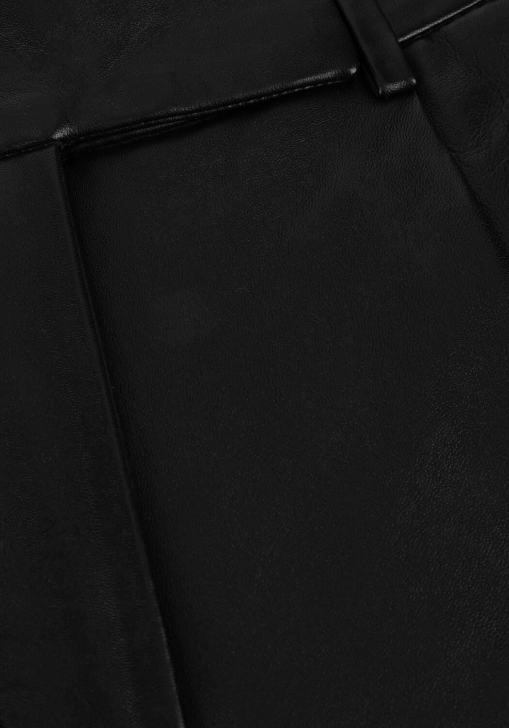 Zwarte CO'COUTURE Korte broek PHOEBECC LEATHER PLEAT SHORTS - large