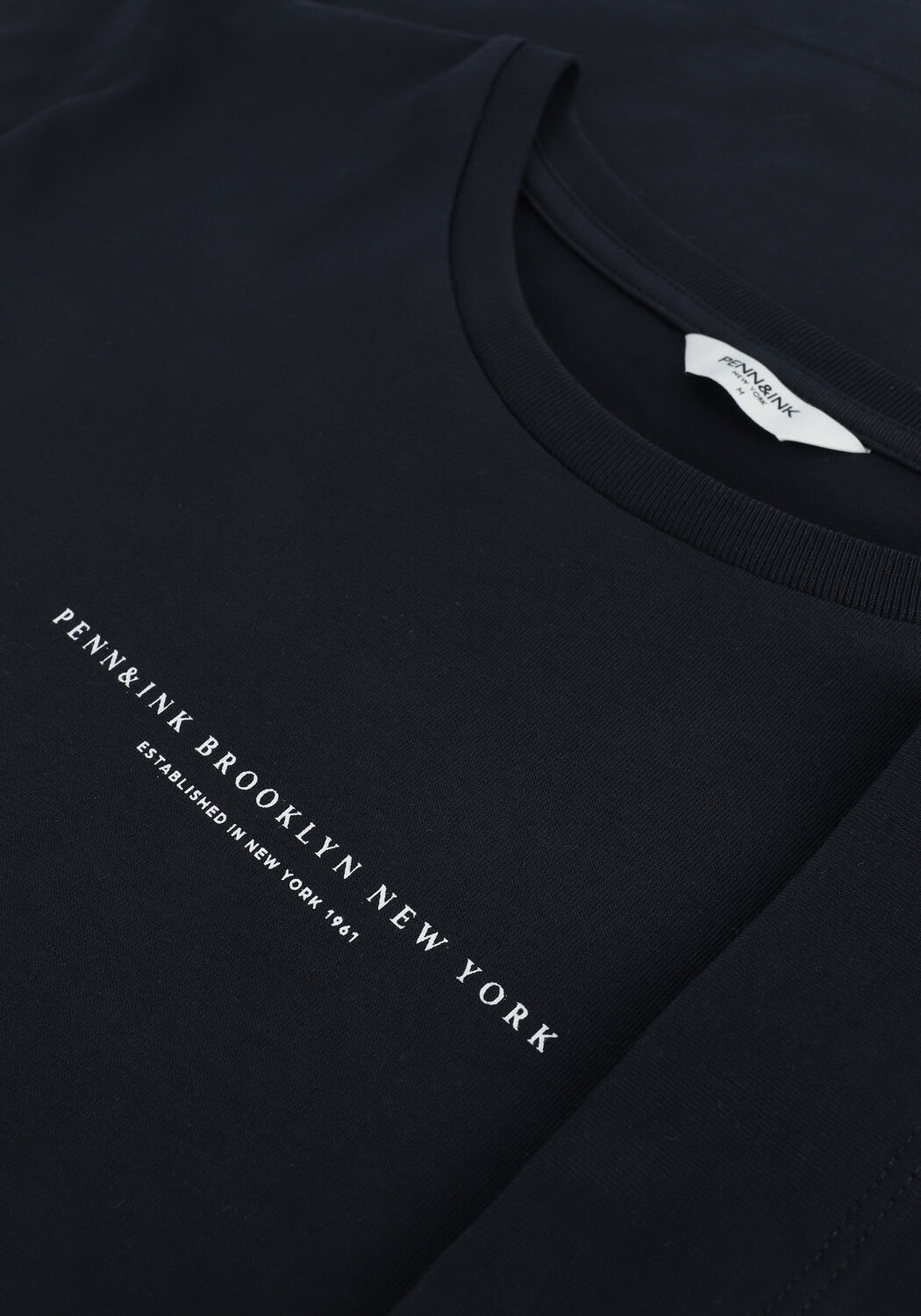 donkerblauwe penn ink t shirt t shirt print
