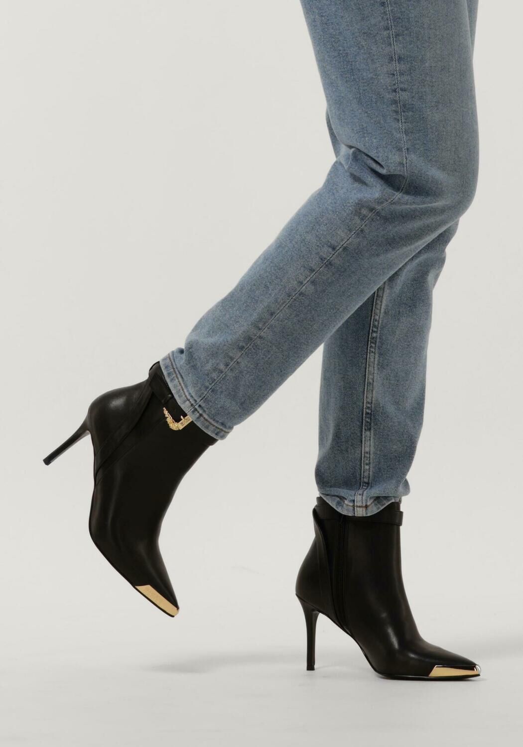 VERSACE JEANS Schoenen online kopen? | Morgen in huis* | Omoda