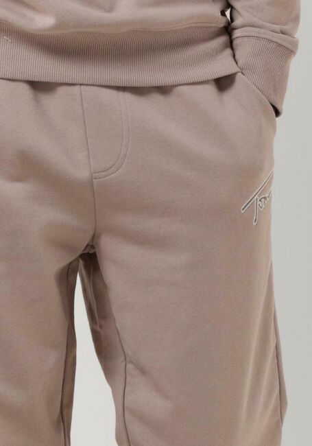 Beige TOMMY JEANS Joggingbroek TJM REG SIGNATURE SWEATPANTS - large