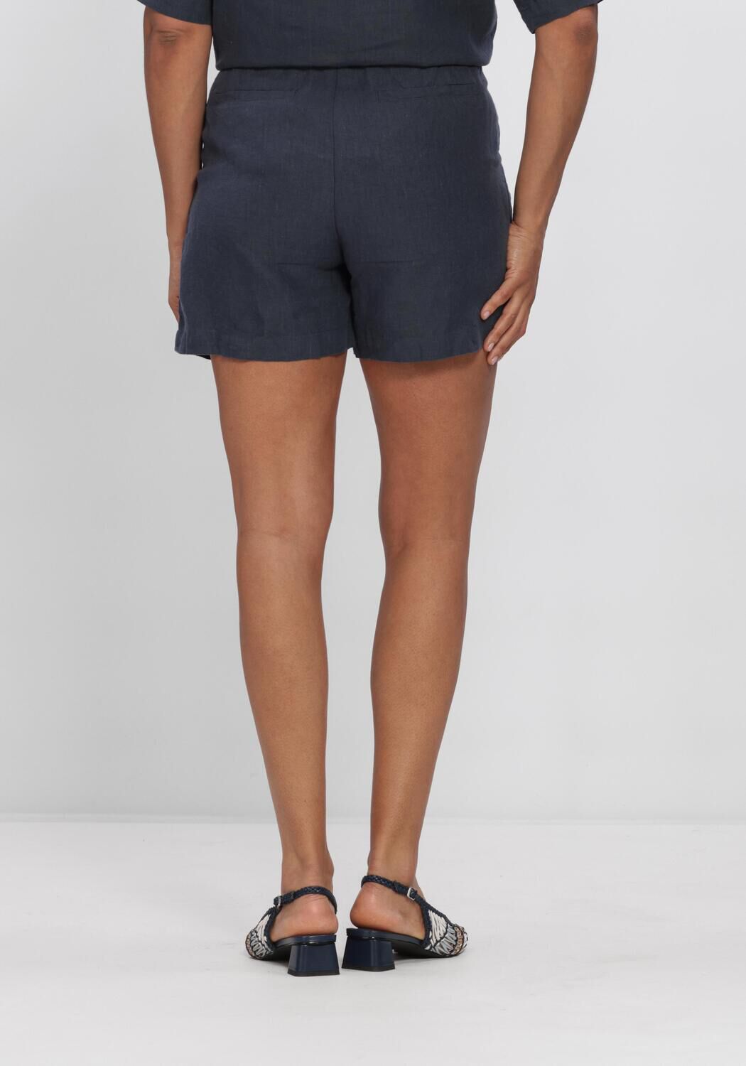 Blauwe CIRCLE OF TRUST Korte broek NOVI SHORT - large