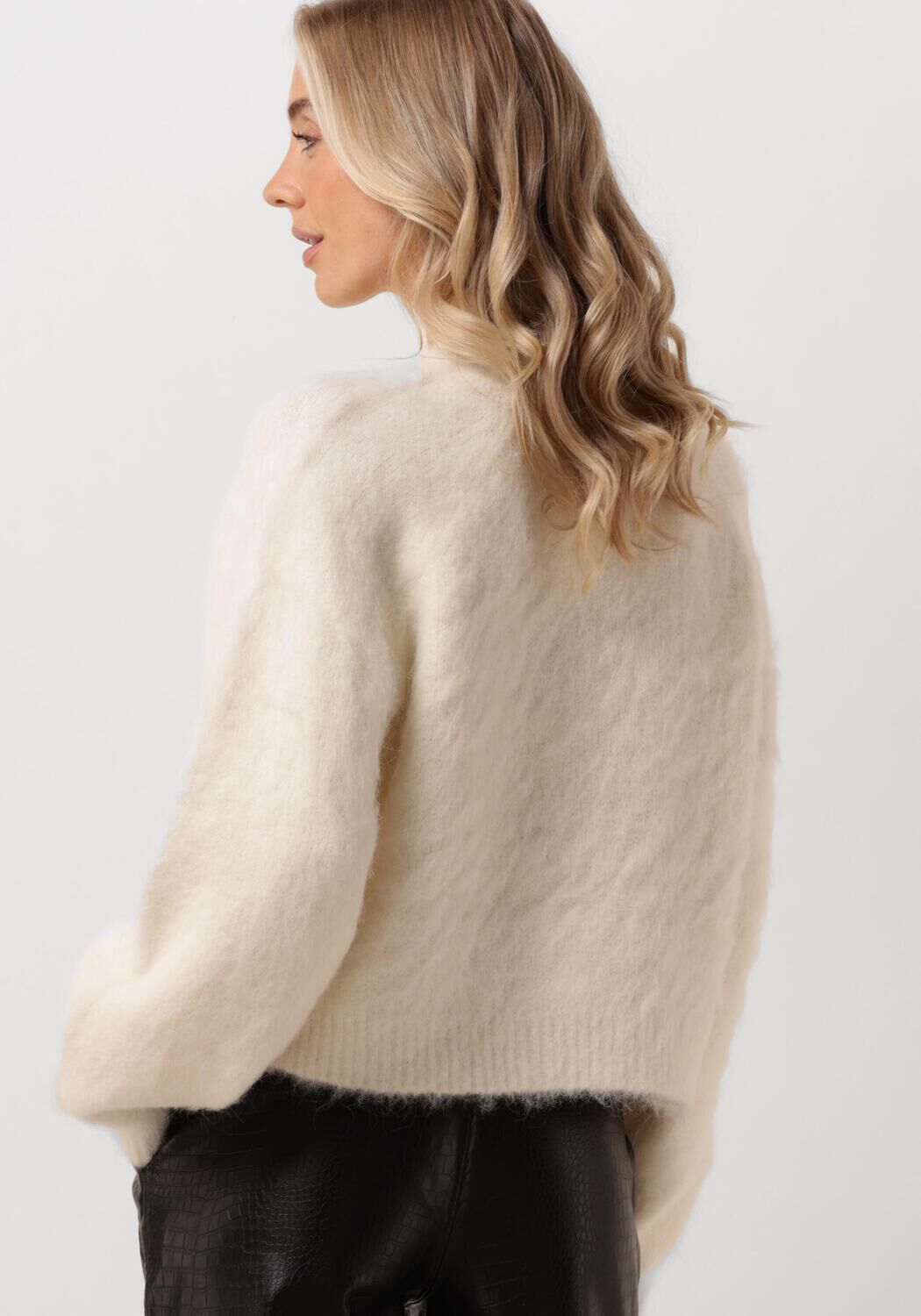 GESTUZ Dames Truien & Vesten Sabigz Short Pullover Creme