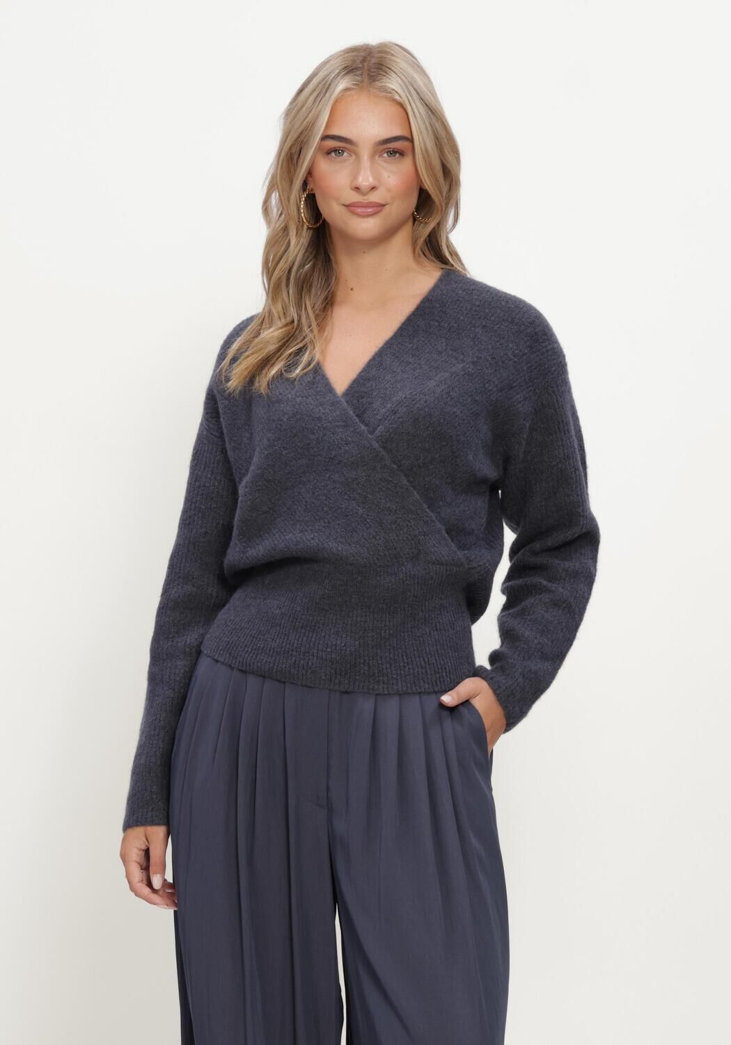 Donkergrijze MSCH COPENHAGEN Trui MSCHBONDIE HOPE V PULLOVER - large