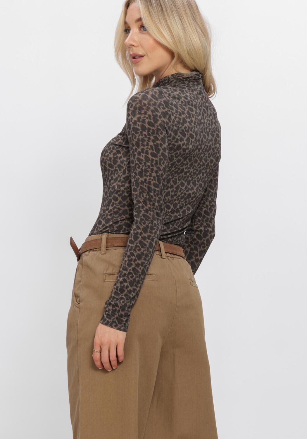 Bruine WITHBLACK Trui WBLLENA LS TURTLENECK - large