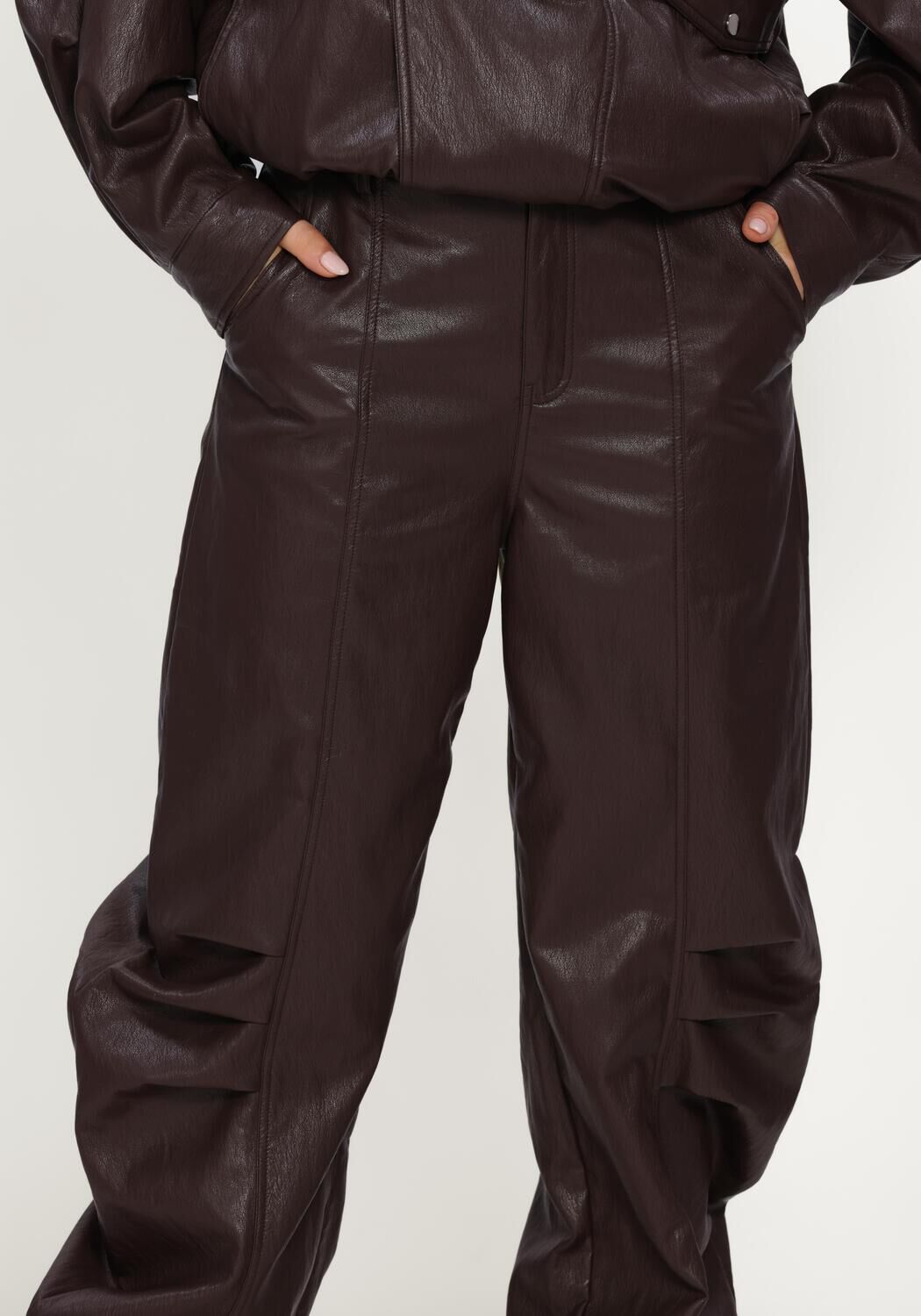 Bruine STUDIO AMAYA Wijde broek RIFT PANTS - large
