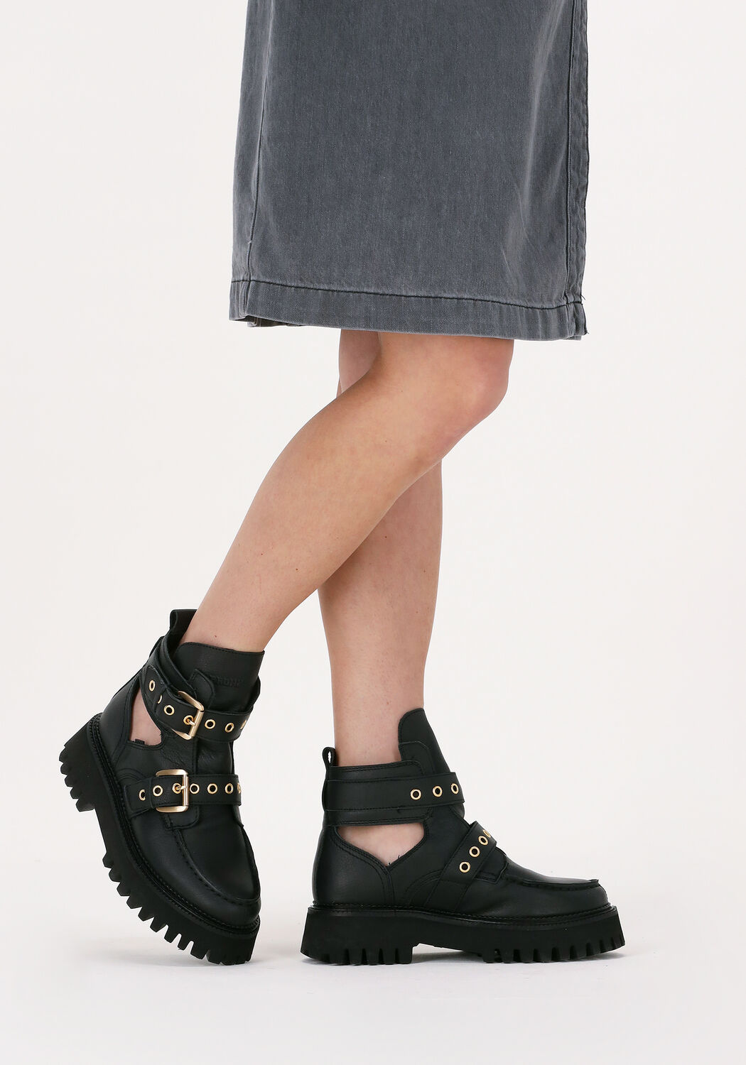 Bronx cut out new arrivals boots