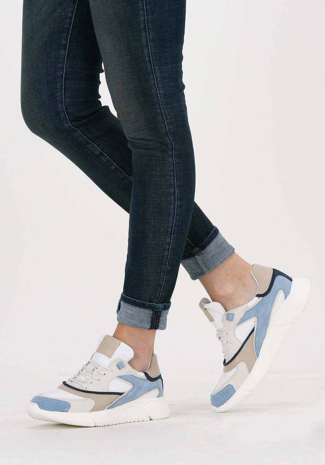 Multi NOTRE-V Lage sneakers J5314B - large