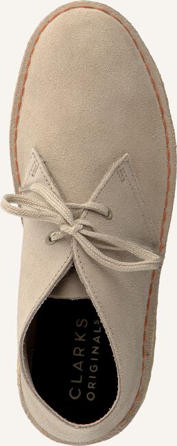 Beige CLARKS ORIGINALS Boots DESERT BOOT DAMES Beige CLARKS ORIGINALS Boots DESERT BOOT DAMES - large