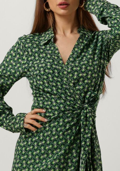 Groene COLOURFUL REBEL Midi jurk LEA GRAPHIC WRAP MIDI DRESS - large