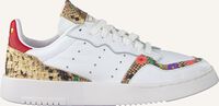 Witte ADIDAS Lage sneakers SUPERCOURT W - medium