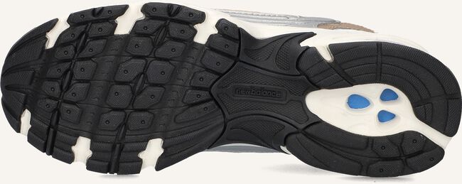 Zilveren NEW BALANCE Lage sneakers MR530 D Zilveren NEW BALANCE Lage sneakers MR530 D - large