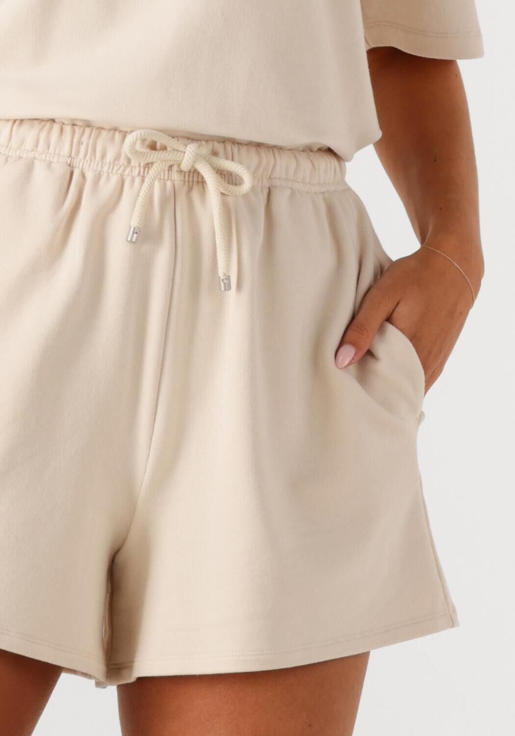 WITHBLACK Dames Broeken Wbltindra Shorts Beige