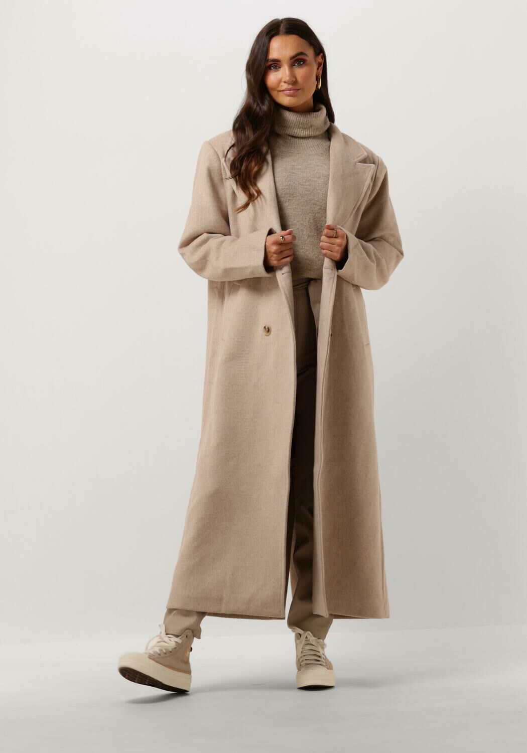 NEO NOIR Stoere wollen jas in donkergrijs Beige Dames