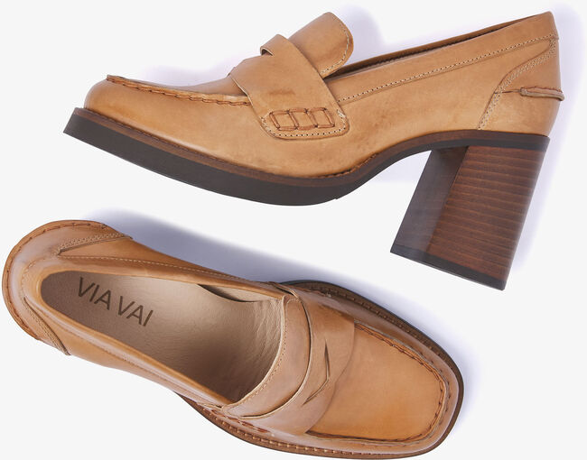 Bruine VIA VAI Pumps AVERY CLARE - large