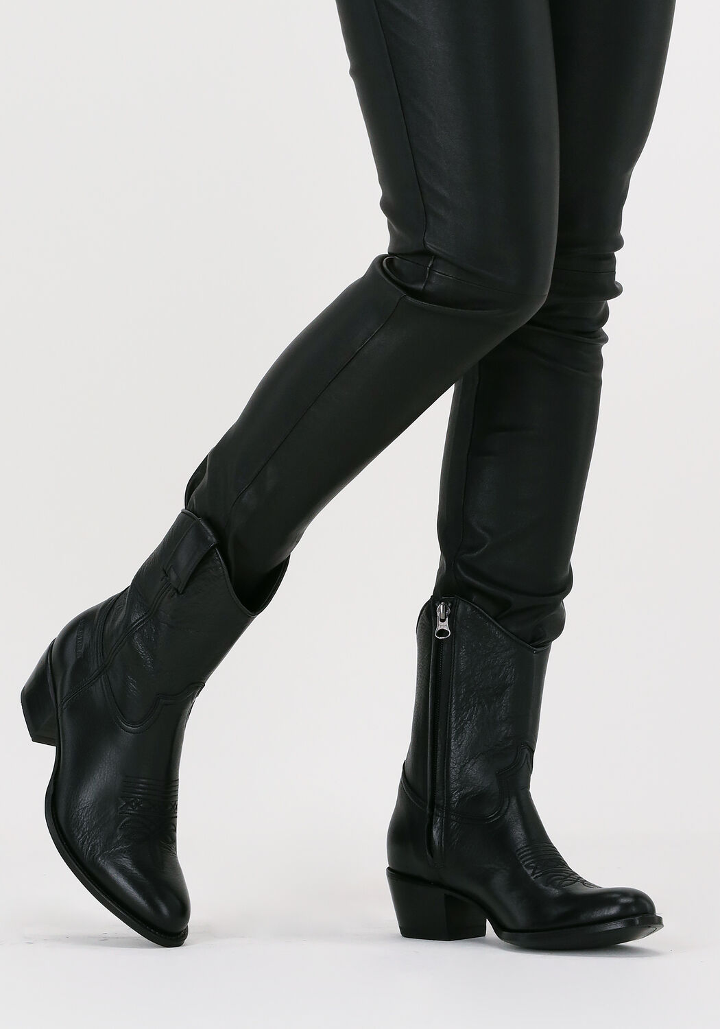 Zwarte SENDRA 17763 Lange laarzen | Omoda