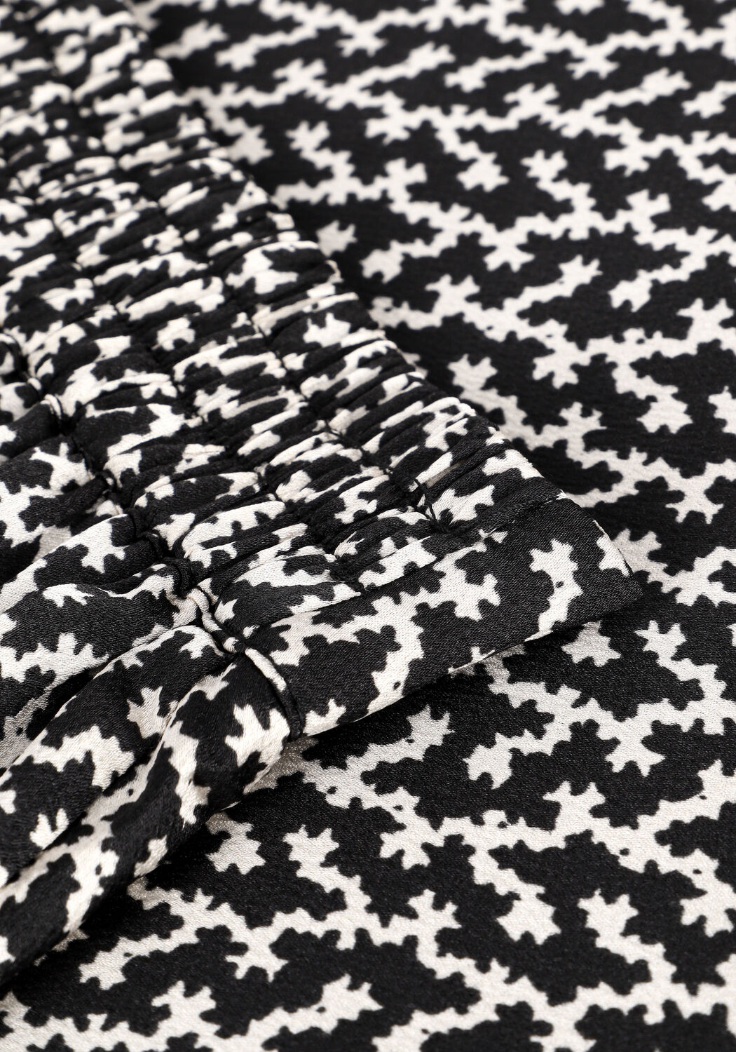 Zwarte BRUUNS BAZAAR Midirok ACAICA AMATTA SKIRT - large