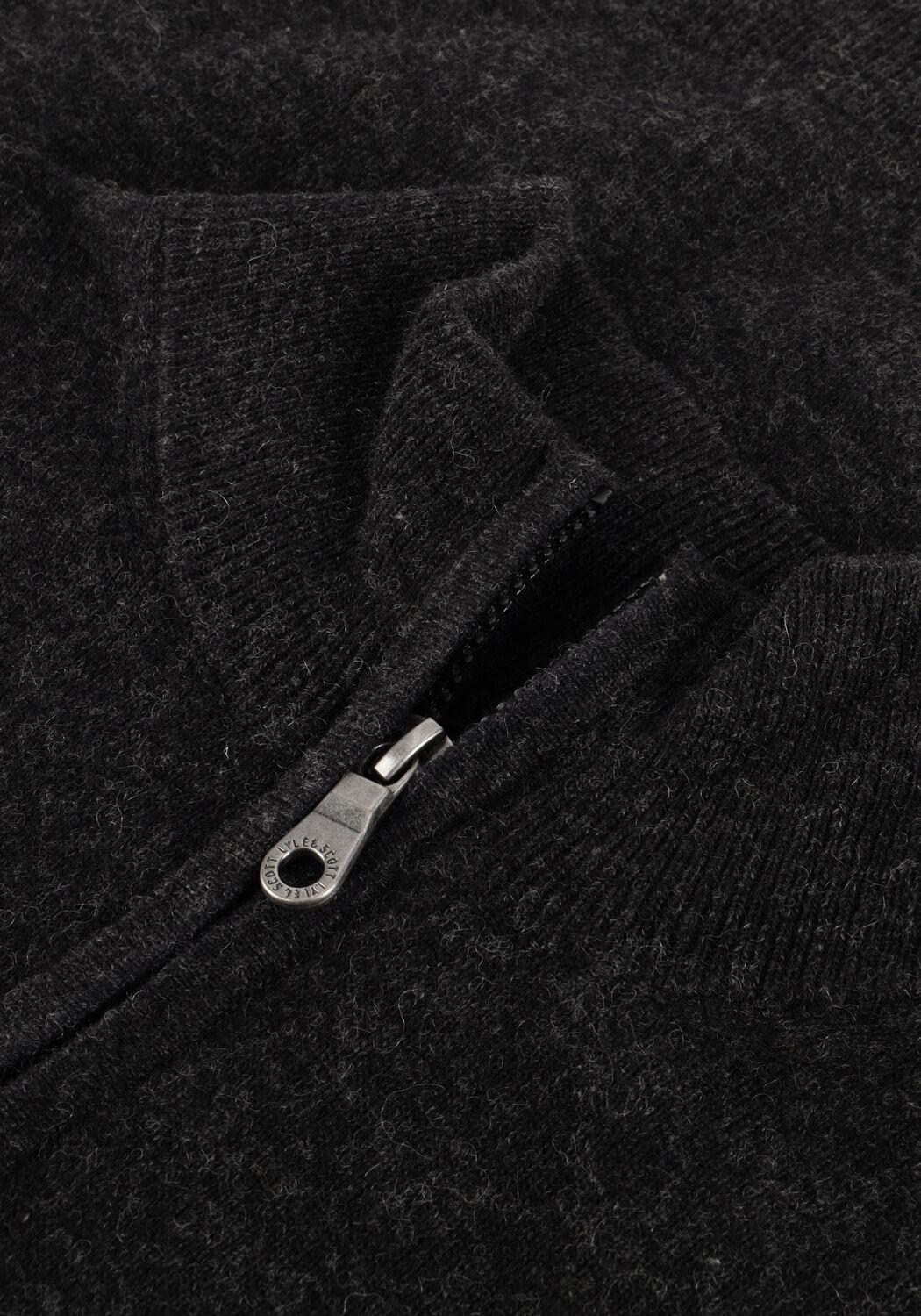 Donkergrijze LYLE & SCOTT Trui LAMBSWOOL BLEND QUARTER ZIP JUMPER - large