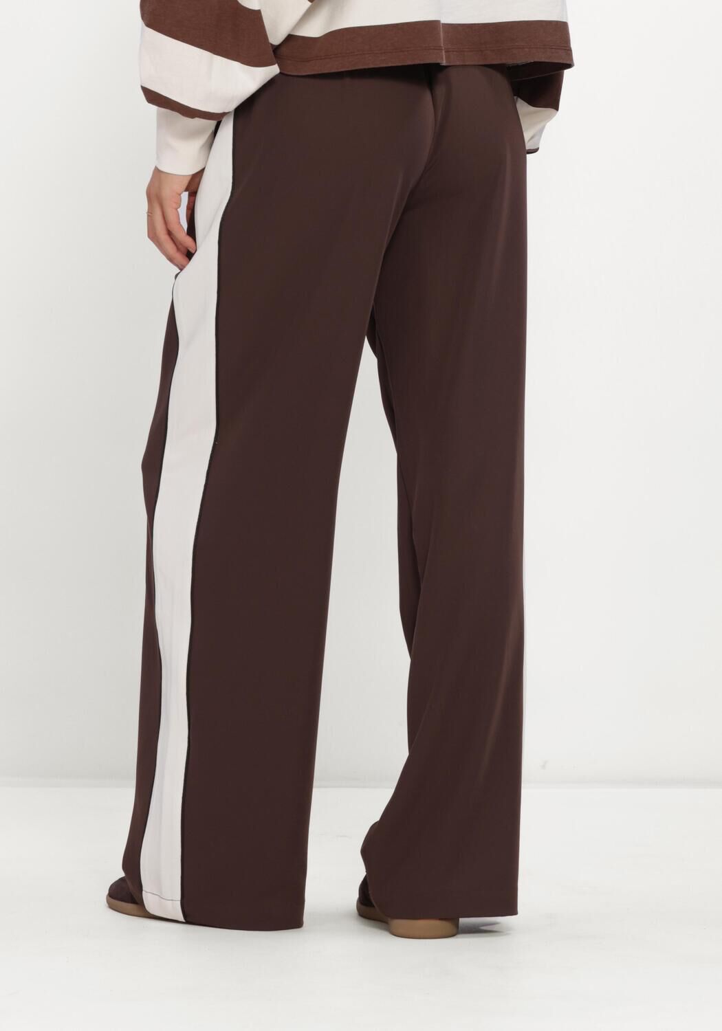 Bruine CATWALK JUNKIE Wijde broek TRACKSUIT TROUSERS WITH PIPING - large
