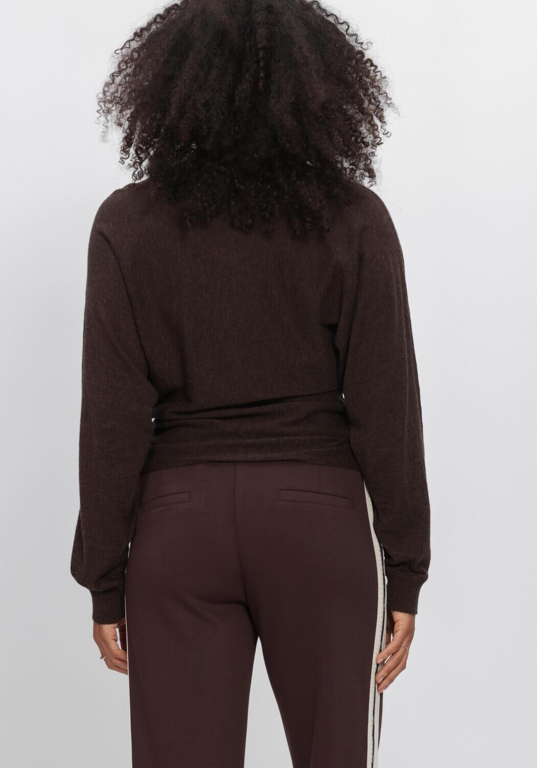 Bruine AIMEE THE LABEL Truien/vesten FUERTAVENTURAW6 KNITTED SWEATER - large