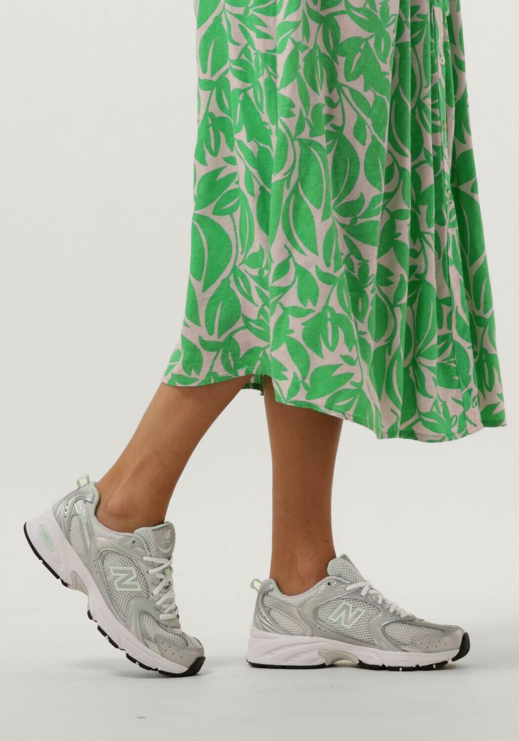 Witte NEW BALANCE Lage sneakers MR530 D - large