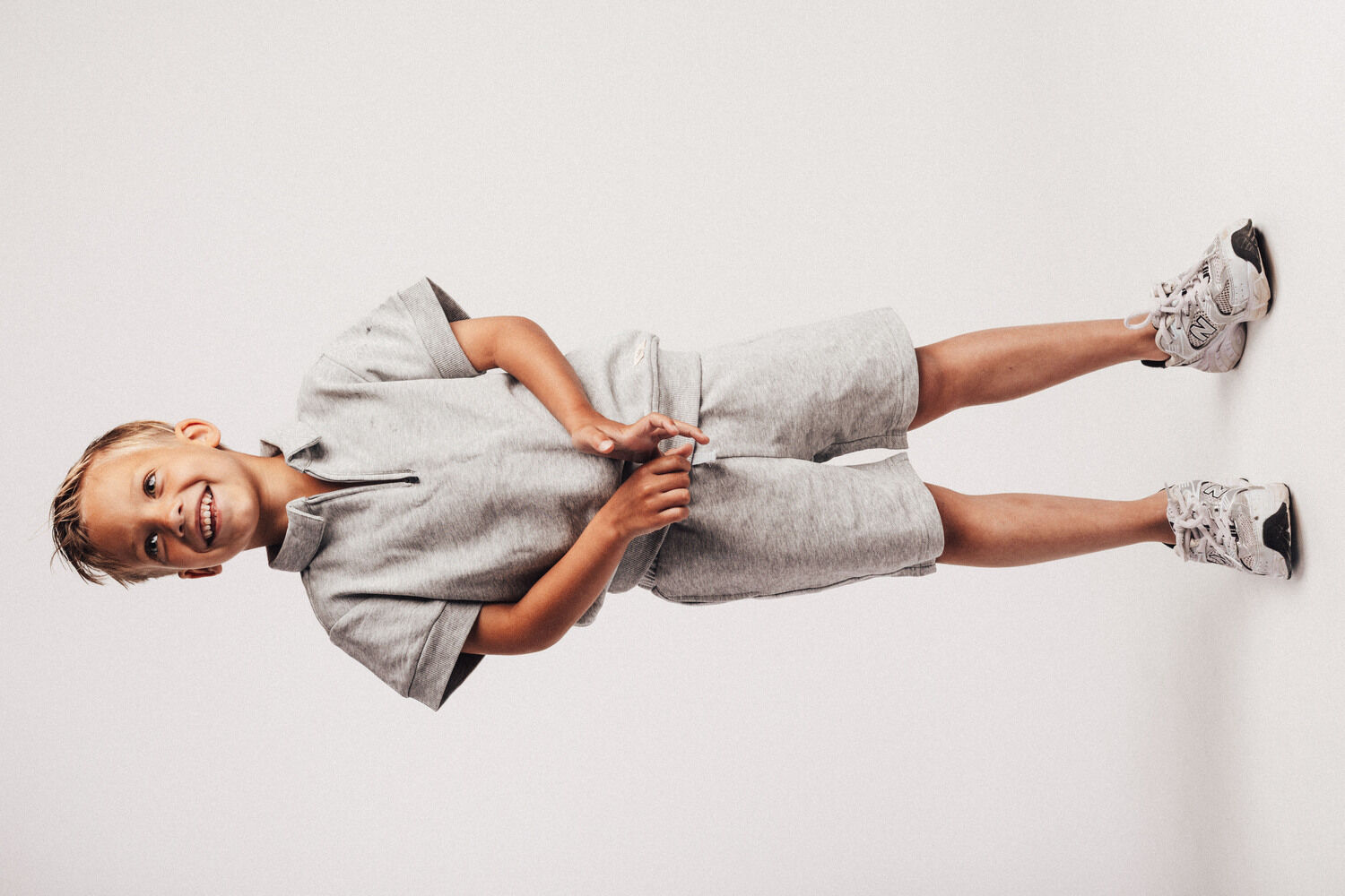 Grijze BAJE STUDIO Korte broek GAUCIN - large