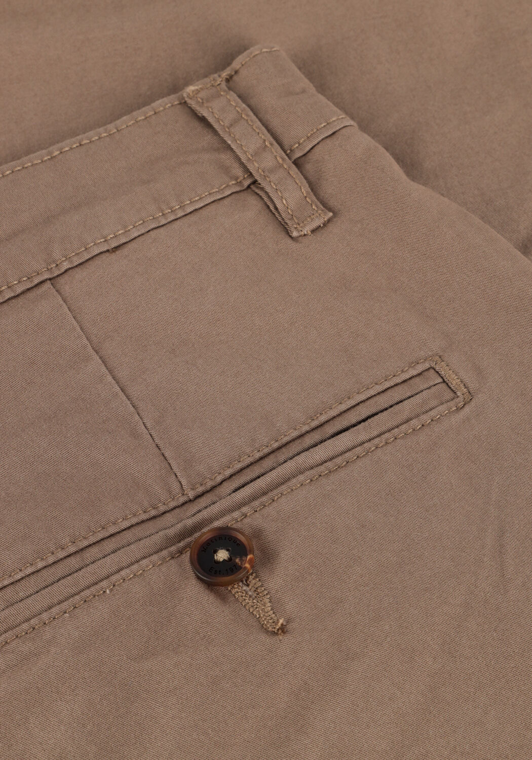 Beige MATINIQUE Korte broek MATHOMAS SHORT - large