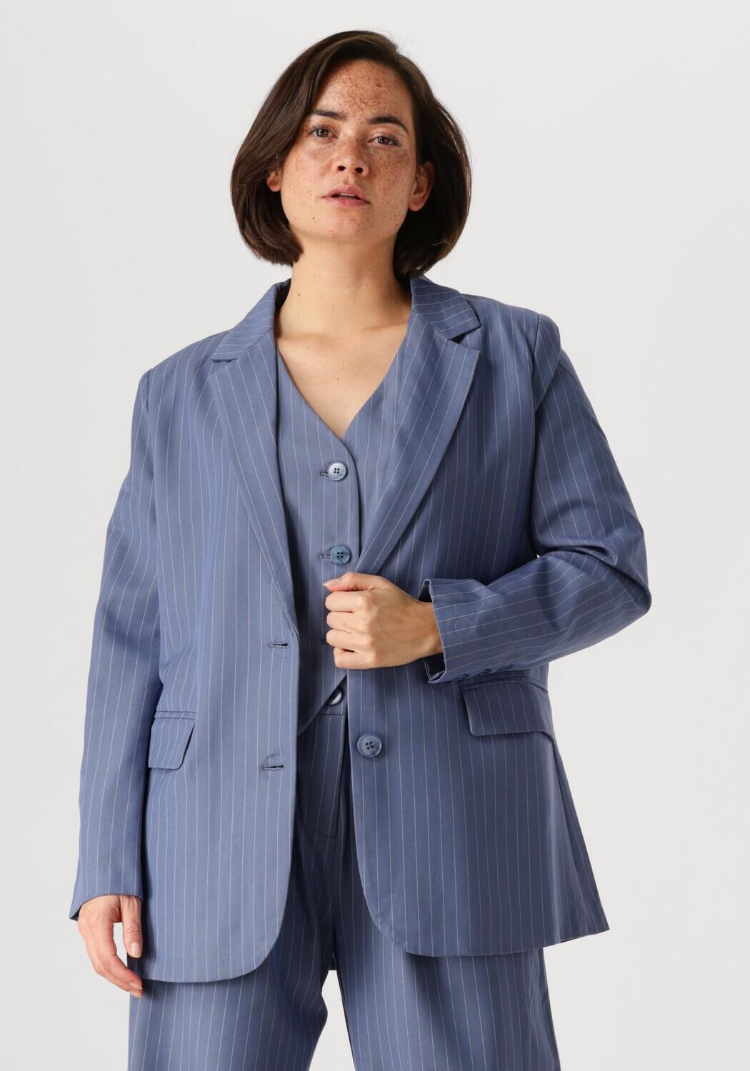 Ydence Gestreepte Blazer Elody Blue Dames