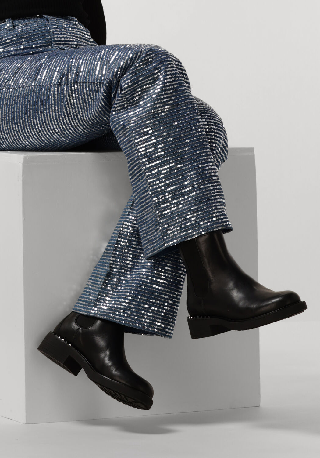 Zwarte ASH Chelsea boots FANCY - large