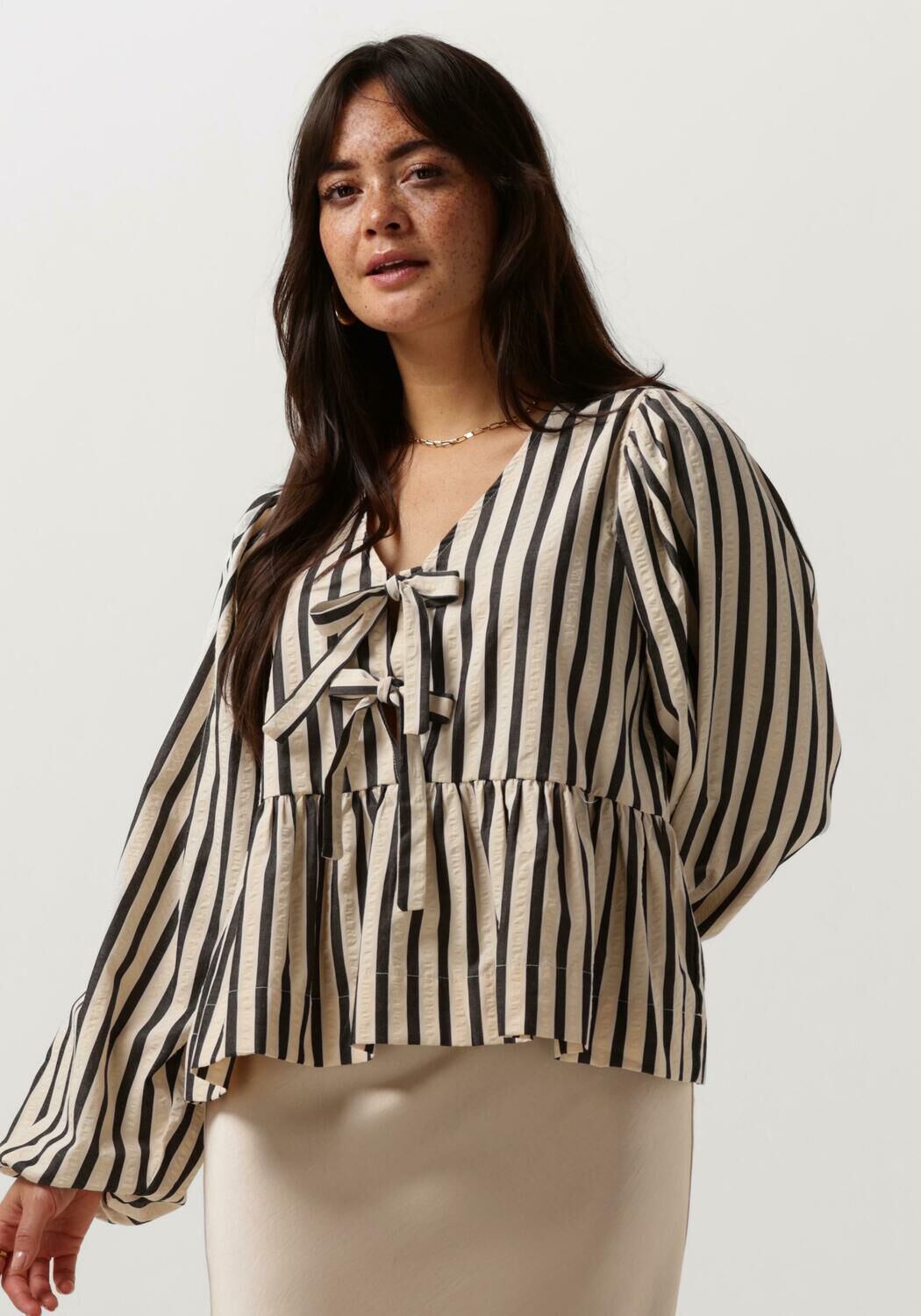 NEO NOIR Dames Blouses Bessie Contrast Stripe Blouse Blauw wit Gestreept