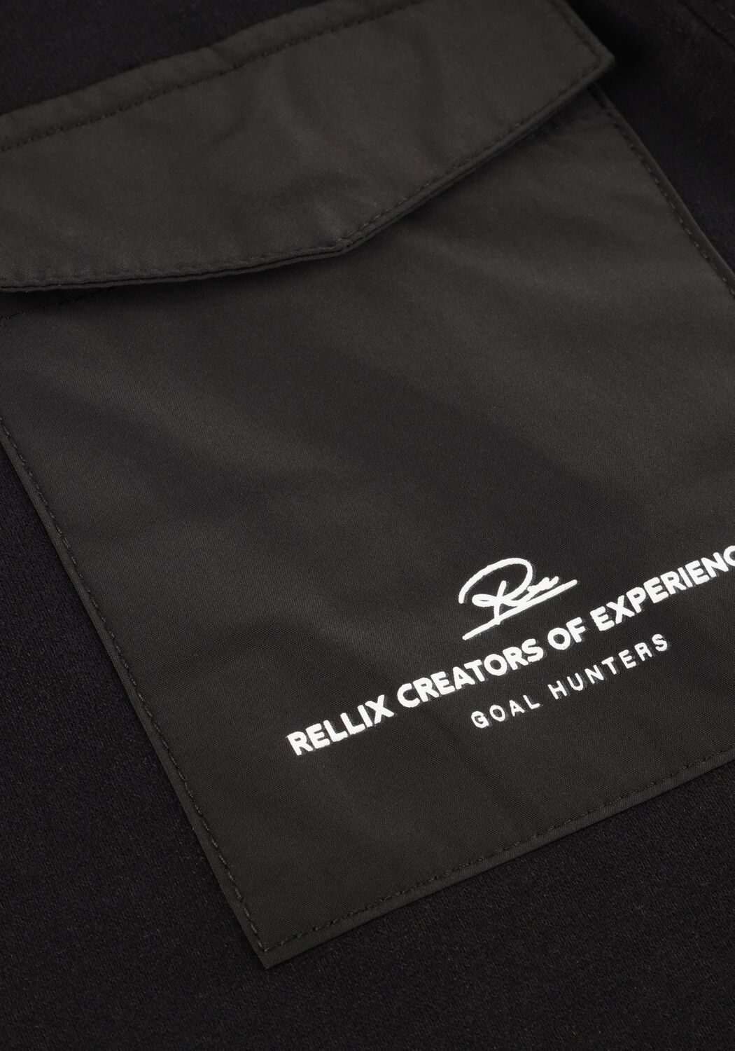 Zwarte RELLIX Trui SWEATER RELLIX ZIP POCKET - large