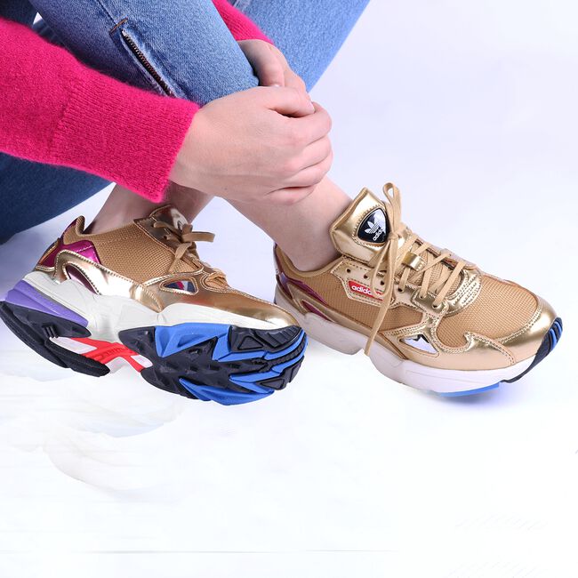 Gouden adidas sneakers Clearance