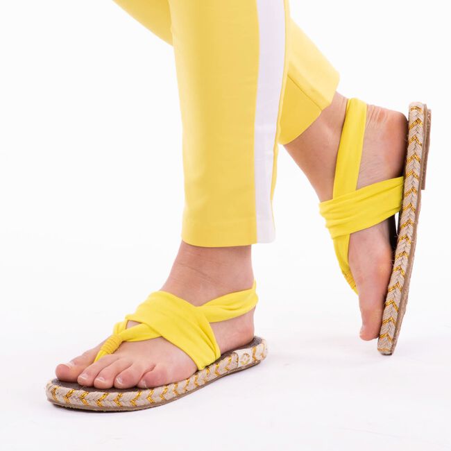 Gele NALHO Platte sandalen GANIKA SOLID Gele NALHO Platte sandalen GANIKA SOLID - large