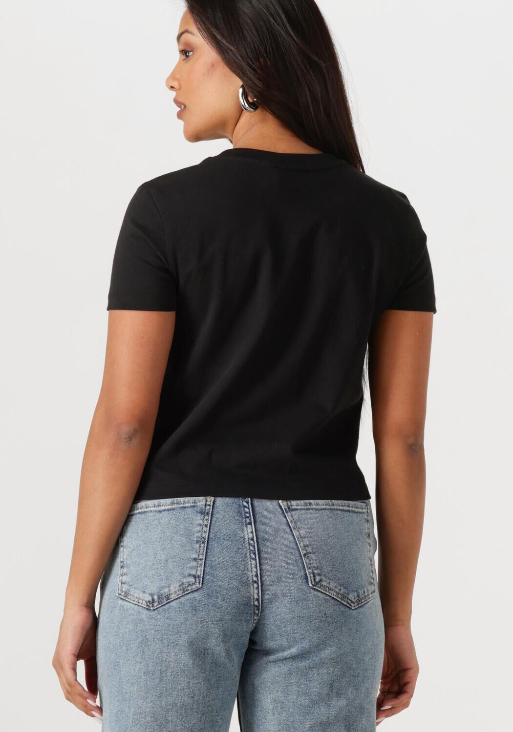CALVIN KLEIN Dames Tops & T-shirts Placed Institutional Baby Tee Zwart