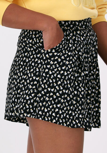 Zwarte COLOURFUL REBEL Broeken KENDALL GRAPHIC LEAF SHORT - large