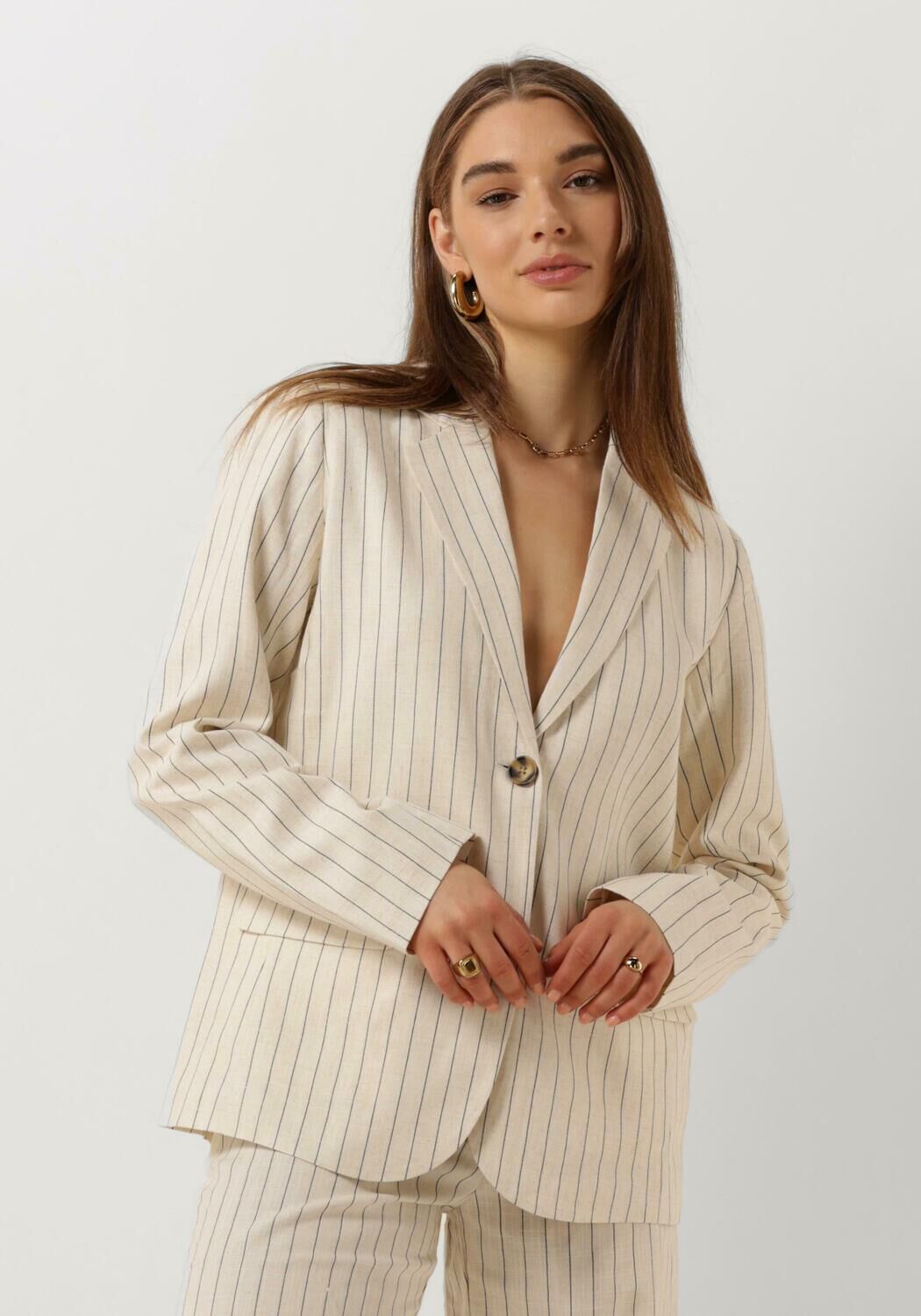 Envii Witte Blazer met Donkerblauwe Streep Beige Dames