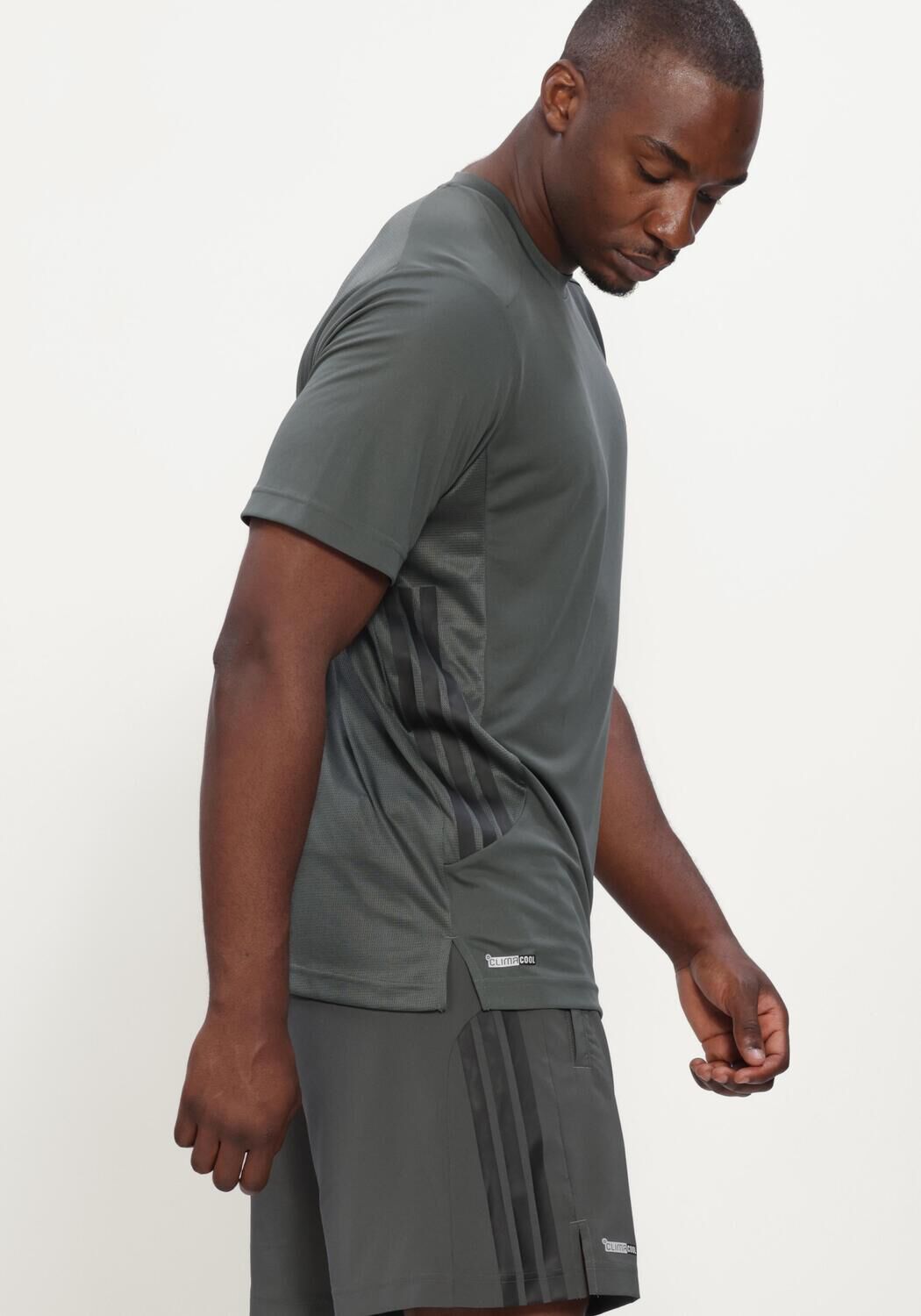 Donkergroene ADIDAS Sportshirts TECHESS 3S TEE - large