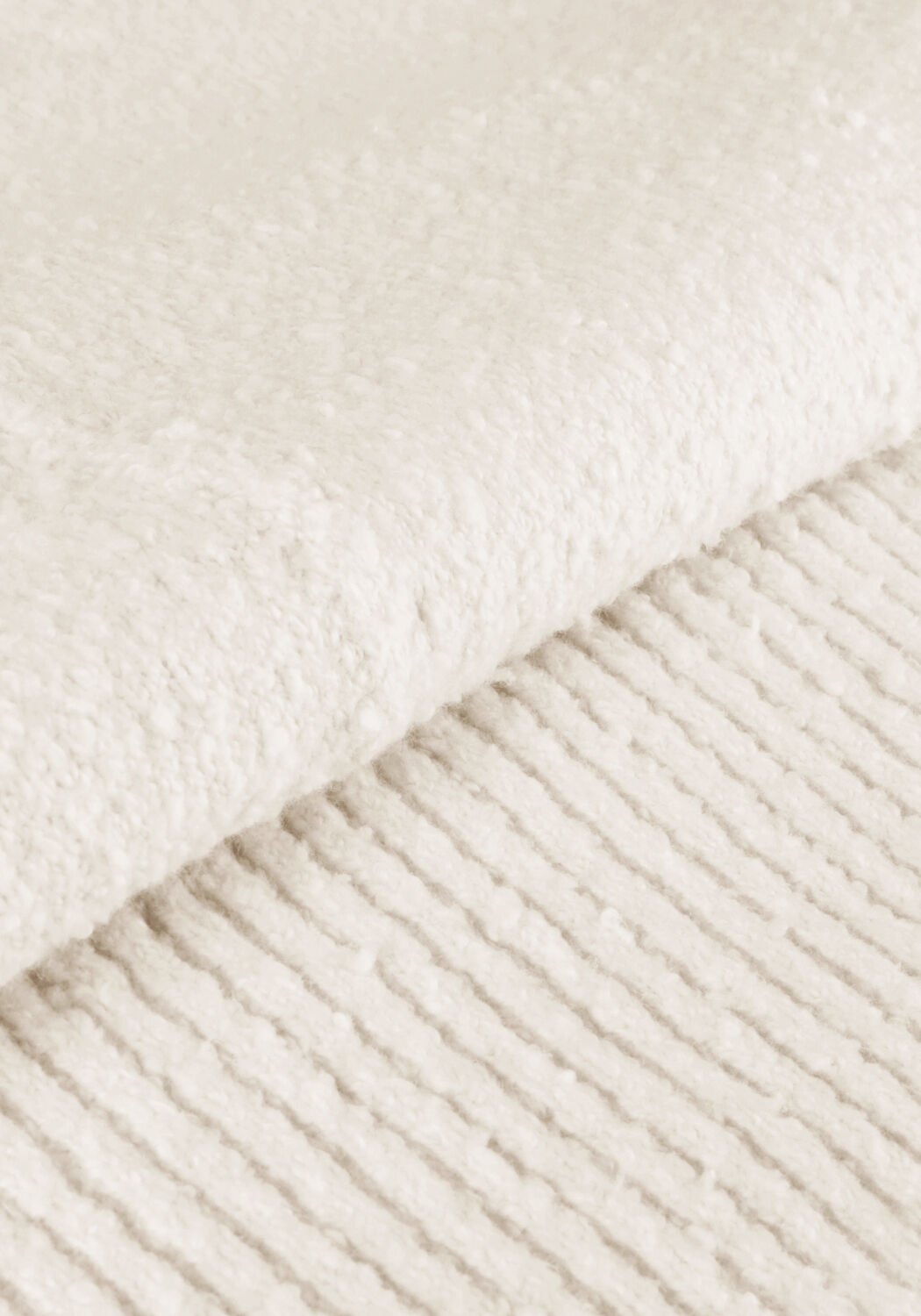 Gebroken wit CALVIN KLEIN Coltrui BOUCLE HIGH NECK SWEATER - large